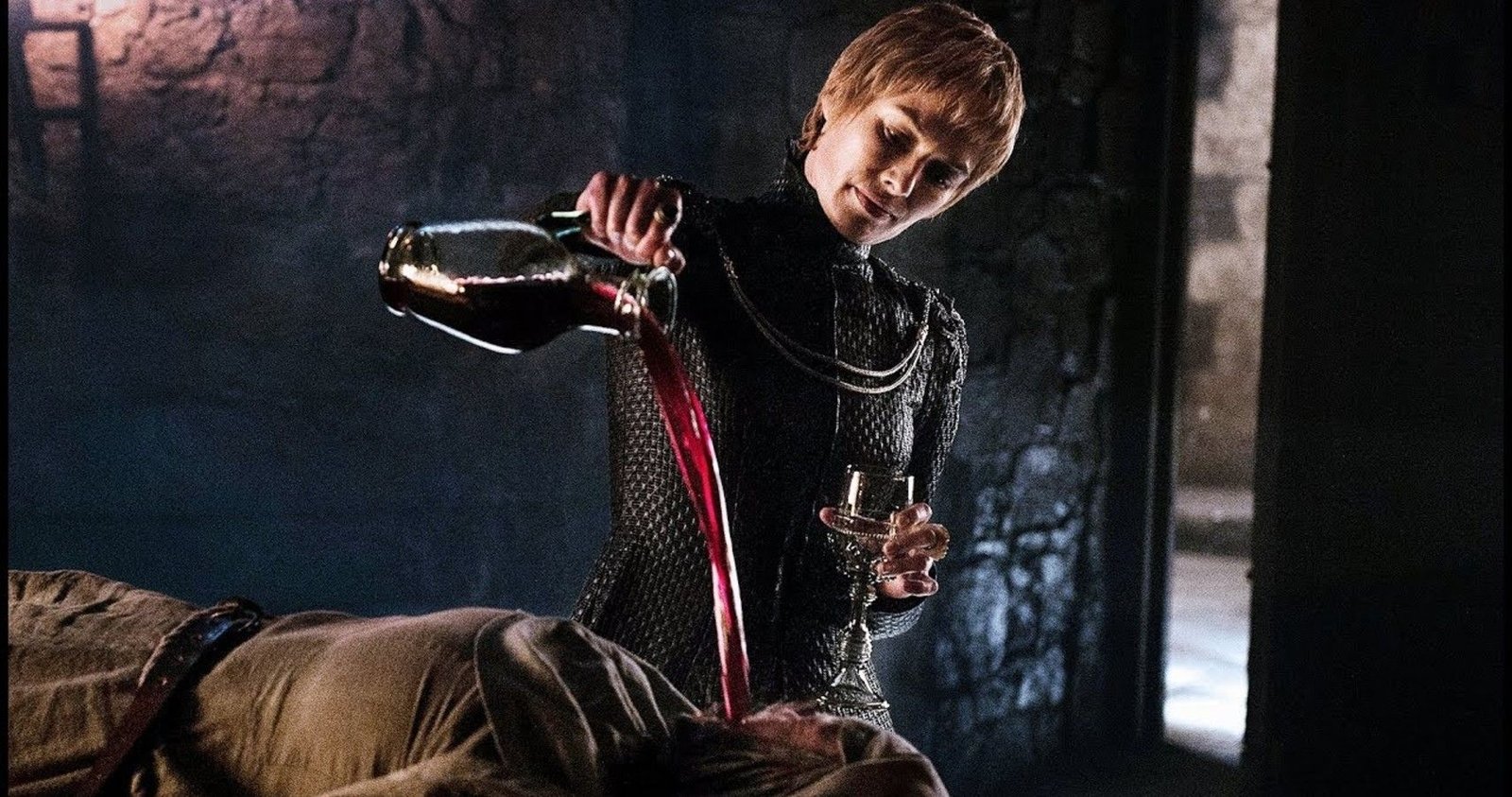 I Regret Rewatching Game Of Thrones 2 cersei pouring wine on septa game of thrones
