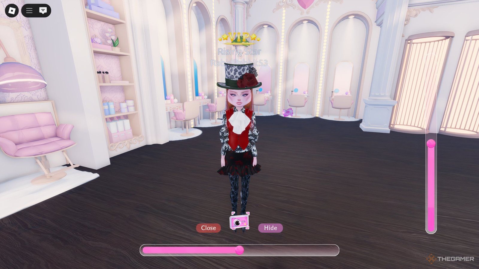 Top Hat Outfit in Roblox: Dress To Impress.
