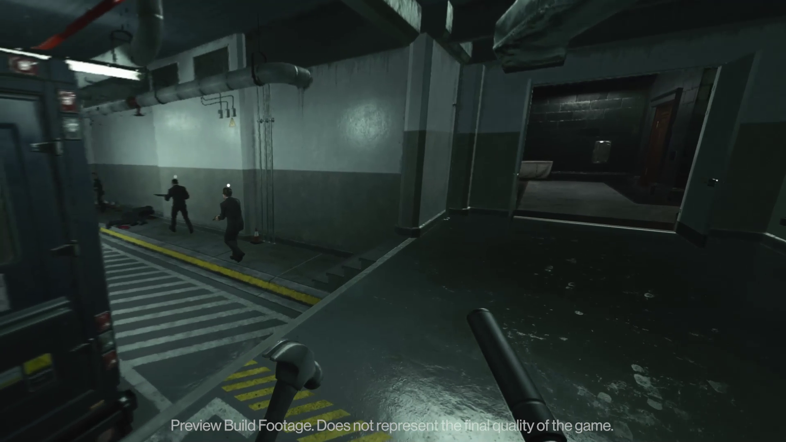 Agent 47 wields a pistol and a hammer in PS VR 2. 