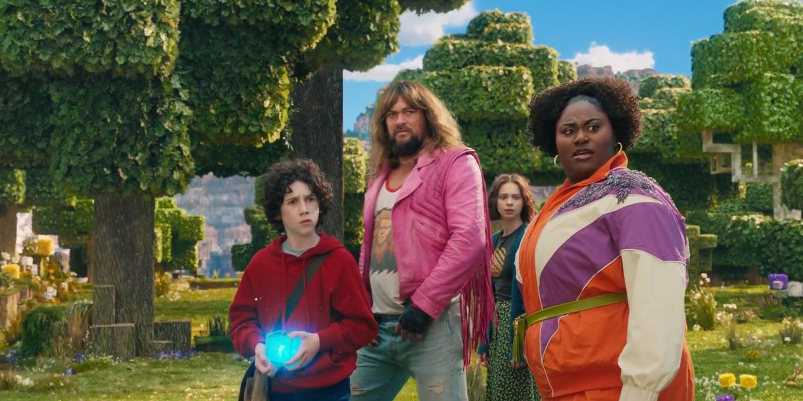 Jason Momoa in the world of live-action Minecraft