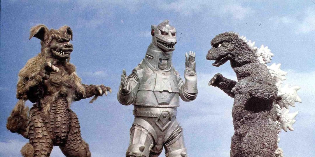 Godzilla stands ready to fight Mechagodzilla and another Kaiju